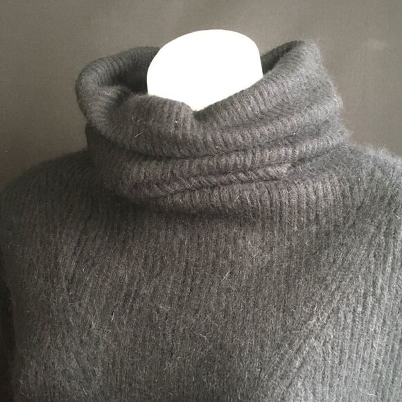 New Gap   - Picture 4 of 4